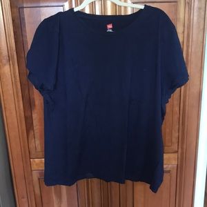 Navy blue tee shirt